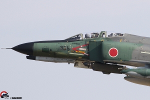PHANTOM F-4EJ-16-Modifier