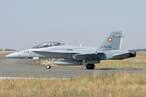 J-5236 /1332/SFD006 - Orléans Bricy - LFOJ