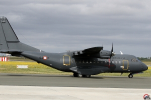 CN-235 128-HD Schwarz